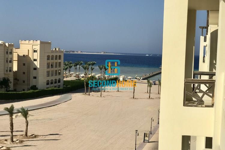2 bedrooms apartment seaview furnished in Gravity Sahl Hasheesh